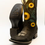 409 Potrillo Girasole Sunflower Black Negro Womans Dama Boot 004