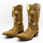 Potrillo 406 Womans Dana White Flower Flor Blanco Ocre Ochre 001