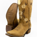 Potrillo 406 Womans Dana White Flower Flor Blanco Ocre Ochre 001